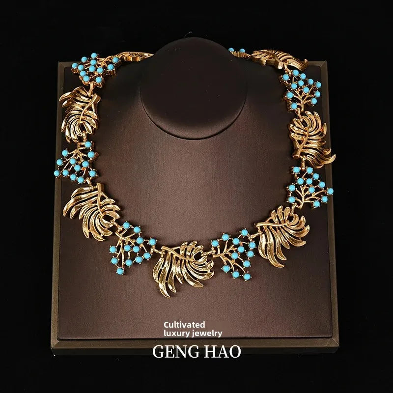 Vintagevintage Light Blue Rhinestone Vacuum-Plated Hollow Relief Elegant Necklace Earrings Jewelry Set For Special Occasions