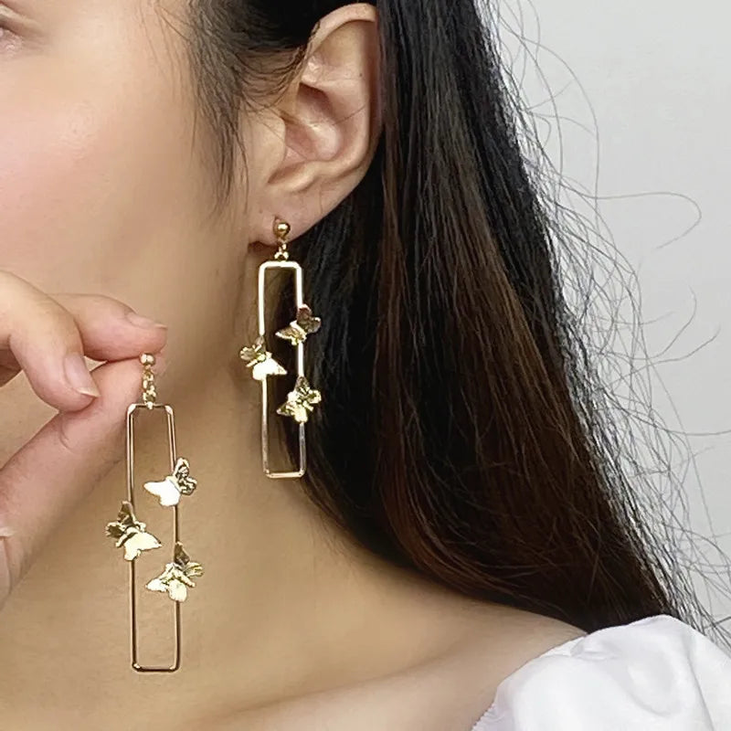 Korean Temperament Gold Color Butterfly Earrings Fashion Simple Hollow Out Geometric Clip on Earrings for Women Without Piercing