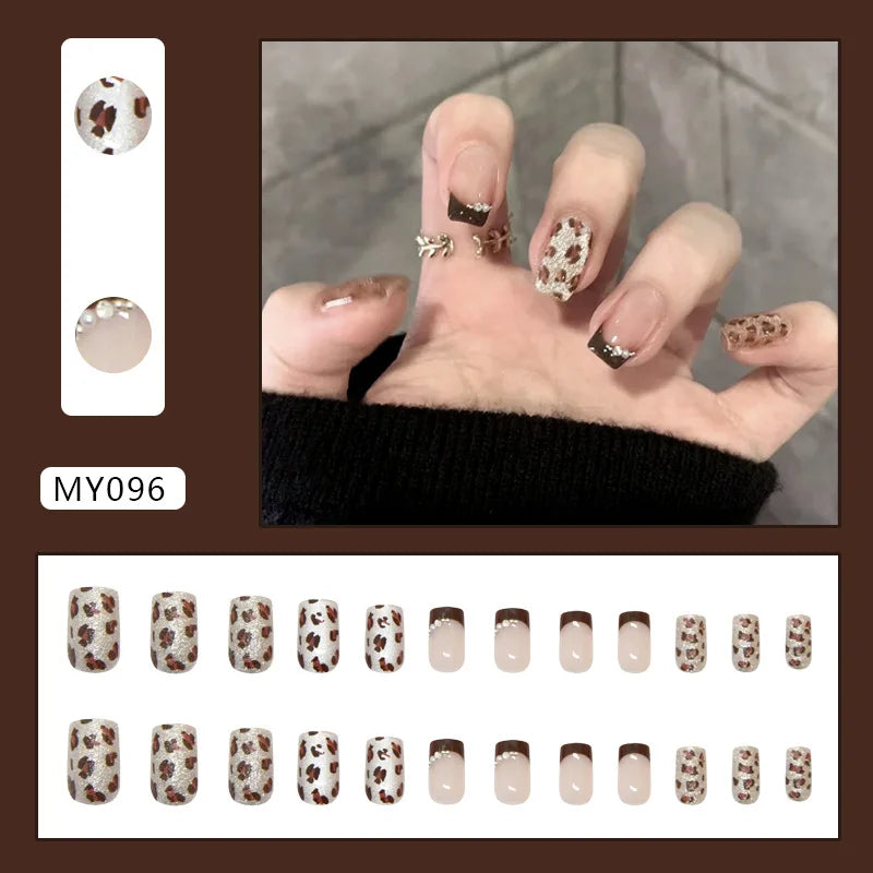 Caramel Flower 24 Pcs Press on Nails Pink Gradient Fake Nails Glossy Artificial Finger Manicure Reusable False Nails for Women