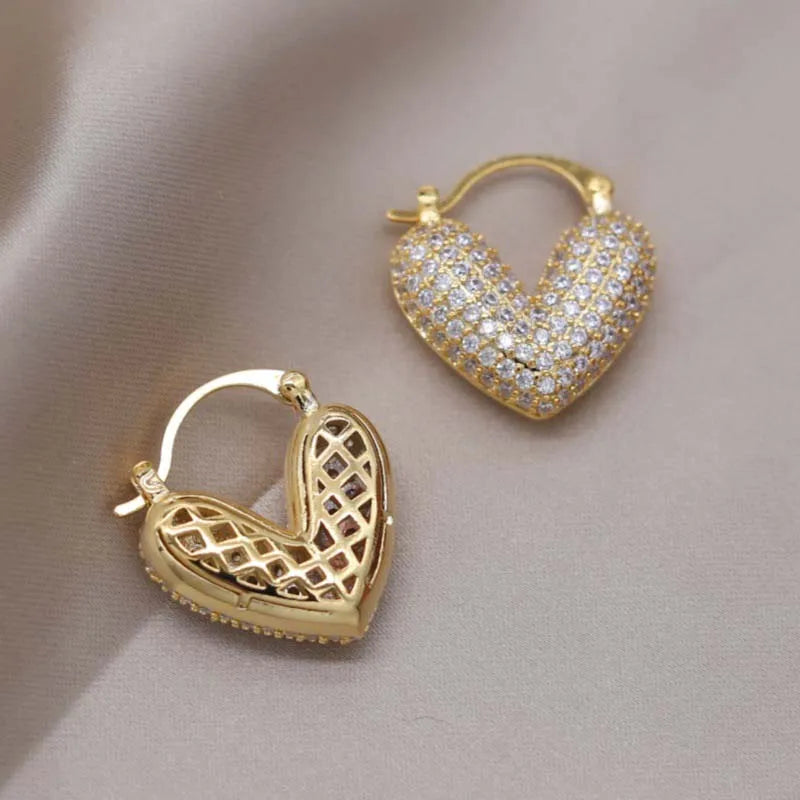 Luxury Full Zircon Love Hoop Earrings For Women Exquisite Shiny Crystal Heart Shaped Temperament Earrings Wedding Jewelry