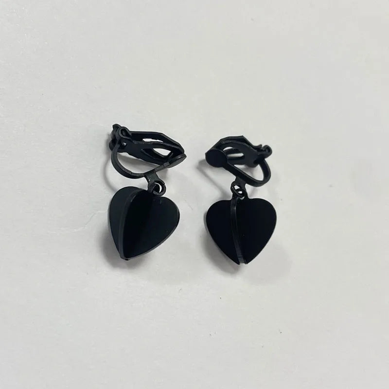 Korean Temperament Gold Color Butterfly Earrings Fashion Simple Hollow Out Geometric Clip on Earrings for Women Without Piercing