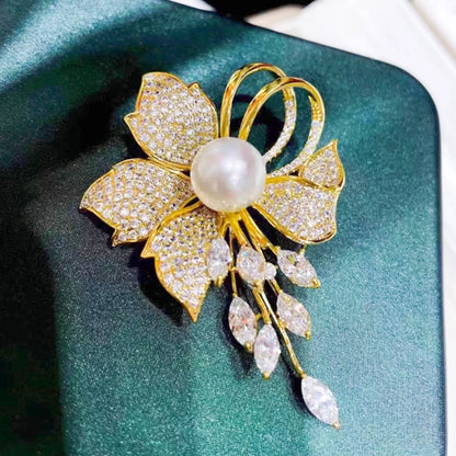 Luxury Rhinestones Flowers Imitation Pearl Brooches for Women Suit Coat Brooch Pins Corsage Elegant Jewelry Gift Accessories