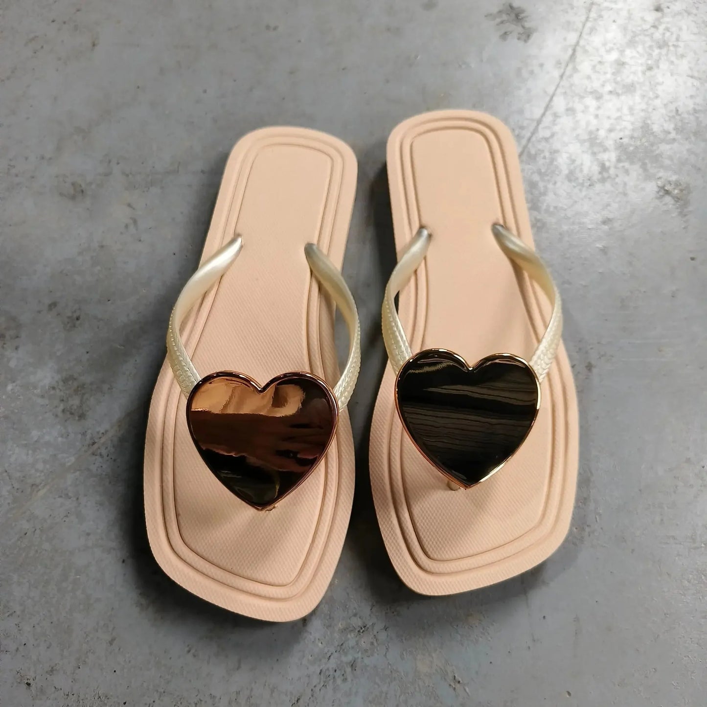 Casual Sandals Women's Outdoor Beach Simple Solid Color Flip Flops Comfortable Fashionable Summer Slippers for Ladies