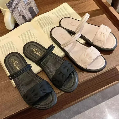 New Women's Flat Bottom Sandals Summer Outdoor Fashion Fairy Style Soft Bottom Beach Shoes Low Heel Toe Exposure Korean Version