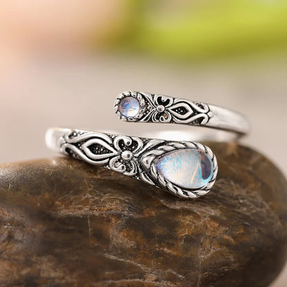 Huitan Vintage Elegant Women Opening Ring with Imitation Moonstone Temperament  Party Daily Accessories Engraved Design Jewelry