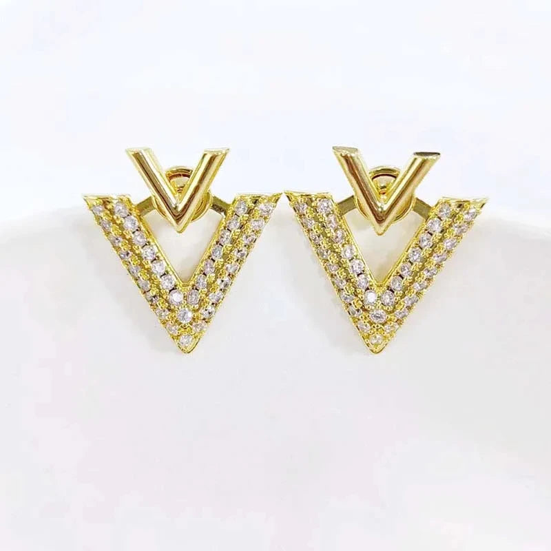 Luxury Full Zircon Love Hoop Earrings For Women Exquisite Shiny Crystal Heart Shaped Temperament Earrings Wedding Jewelry