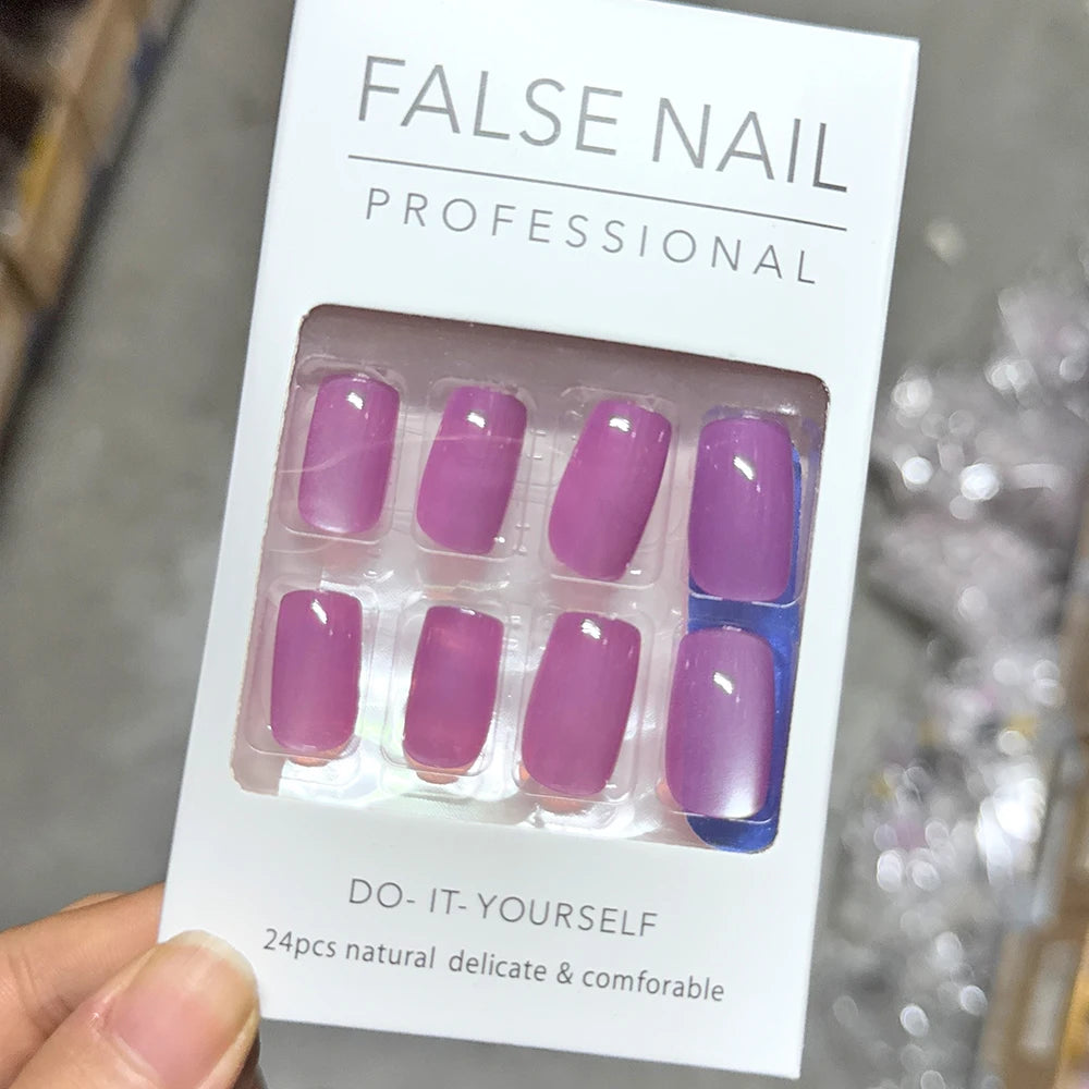 24Pcs Short Christmas Red Cat Eye False Nail Tips Glossy Simple Nude Cat Eye Design Press on nails New Year Wearable Fake Nails*