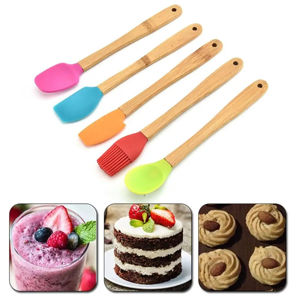 Pastry Heat Resistant Non-stick Silicone Kicthen Utensils Wooden Handle Brush Cake Scraper Baking Tools Spatula