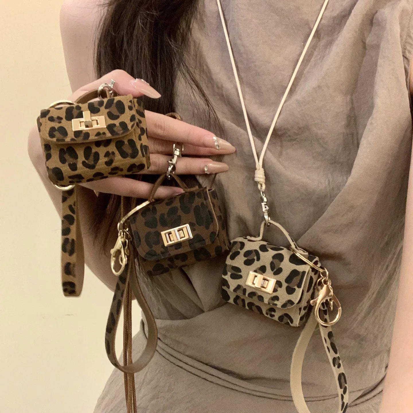 Retro Cute Small Leopard Print Leather Bag Pendant Necklaces for Women Sweater Long Rope Chain Neck Hanging Jewelry Accessory C