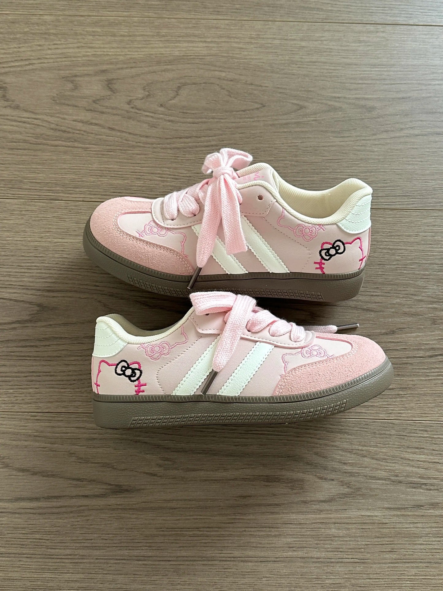 Hello Kitty Sneakers Board Shoes Cute Cozy Y2K Style Pink Thick Soled German Training Embroidery Casual Retro Girls Niche Design
