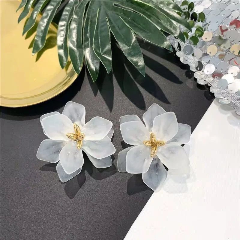 White Flower Bohemia Boho Earrings for Women Fashion Long Hanging Earrings Crystal Female Wedding Earings Party Jewelry Gifts