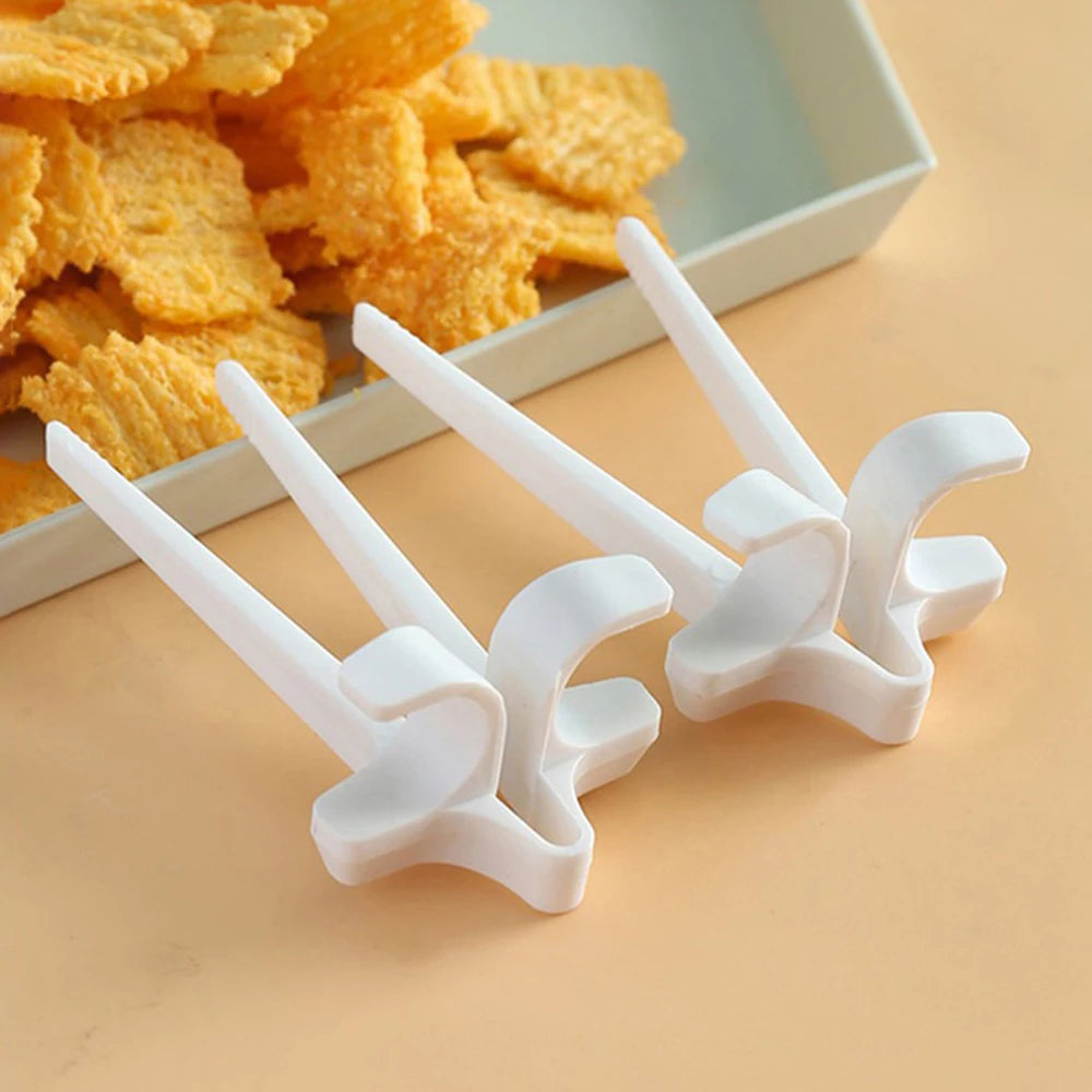 1PC Lazy Fingers Chopsticks - Hands-Free Snack And Game Clip-On Food Holder for Video Streaming No Dirty Hands Required