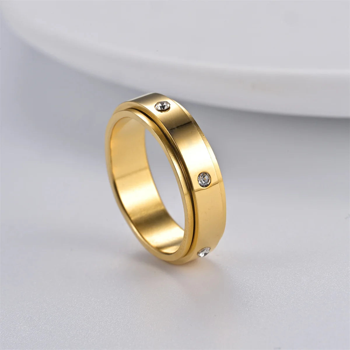 ZAKOL Single Row Square Zircon Rotating Ring for Women Shiny Crystal CZ Starry Couple Rings Aesthetic Creative Jewelry Gift