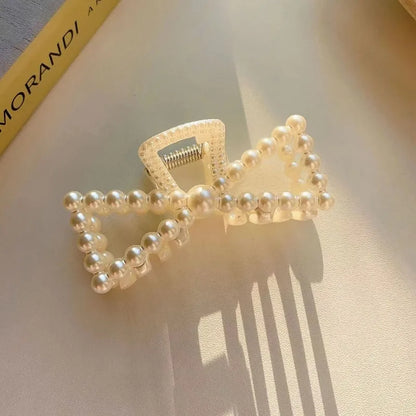 Imitation Pearl Hairpins Geometric Hair Claws Bath Large Catch Clip Back Head Women Hair Accessories Hair Claw New Headwear
