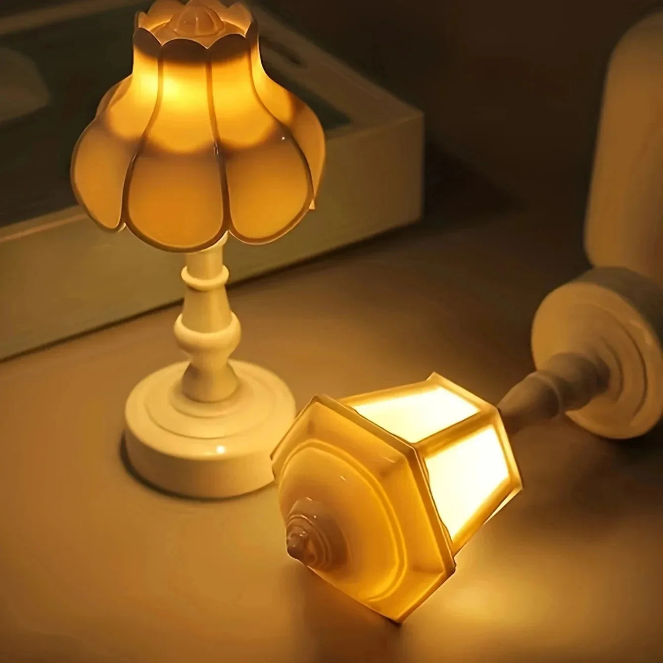 HOMEFISH Geometric Flower Bud Button Battery LED Table Lamps Desk Night For Bedroom Dining Touch Night Light