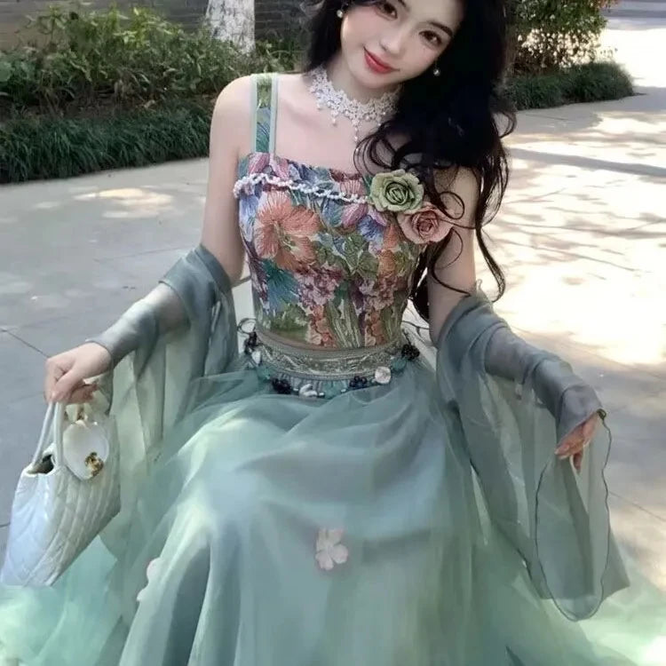 Vintage Strap Floral Vest Two-Piece Women's Improved Hanfu 2026 New Summer Suit Fashion Chic Y2K Sliming Sweet Suits Skirt