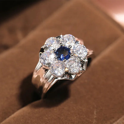 Ladies Luxury Oversized Zircon Ring Exquisite Gorgeous Fashion Wedding Preferred Jewelry 925 Silver Girl Jewelry Moissanite Ring