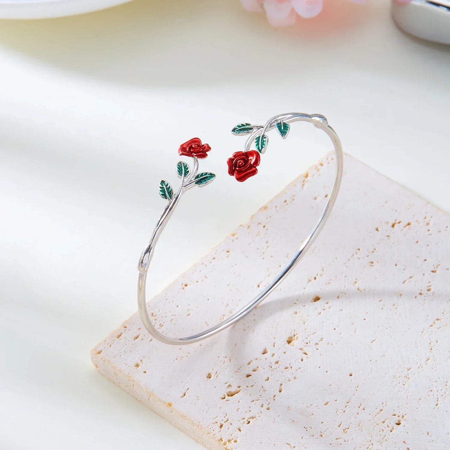Vintage Charm Red Rose Flower Bracelet Ring Set For Women Vintage Open Adjustable Cuff Bangle Finger Ring Party Wedding Jewelry