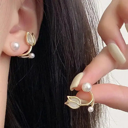 925 Silver Needle Korean Fashion Bowknot Tulip Earrings For Women Jewelry 2026 Trending New Women's White Flower Earrings Brinco