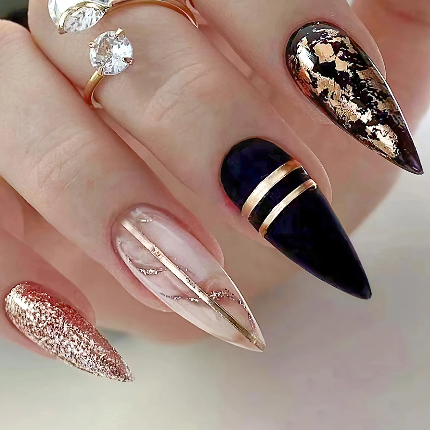 Y2K Star Press on Nails Gradient Black Fake Nails Medium Length Square False Nails Moon Designs for Women Girls Party Daily Use