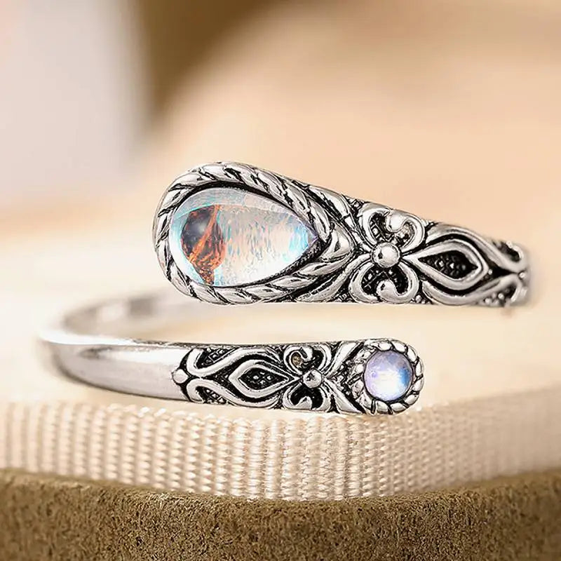 Huitan Vintage Elegant Women Opening Ring with Imitation Moonstone Temperament  Party Daily Accessories Engraved Design Jewelry