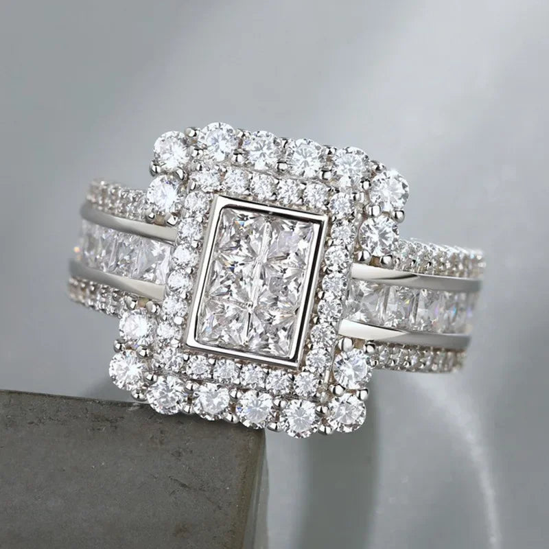 New Fashion Square Flashing Ring with Geometric Luxury Inlaid AAA Cubic Zirconia  Wedding Accessories Women's Jewelry