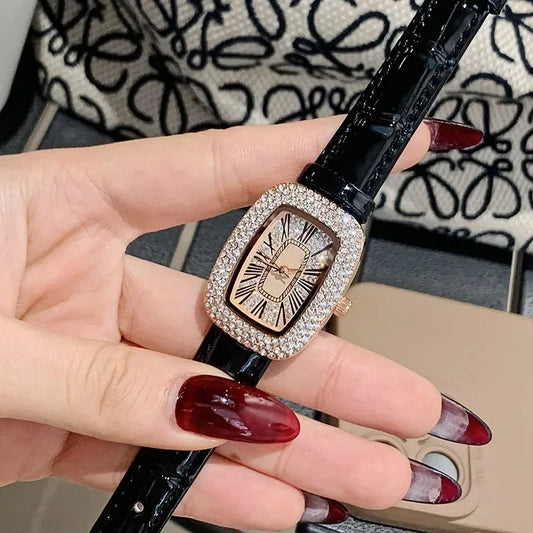Trendy and fashionable women's leather strap watch with diamond inlay, water diamond wine barrel, women's quartz watch