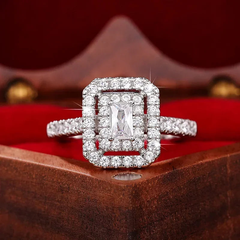 New Fashion Square Flashing Ring with Geometric Luxury Inlaid AAA Cubic Zirconia  Wedding Accessories Women's Jewelry