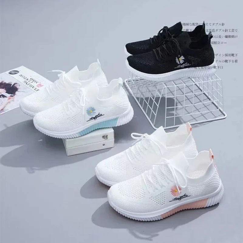 Summer Small White Shoes for Women's Casual Flying Knitted Shoes Comfortable Soft Sole Breathable Running Students' Shoes
