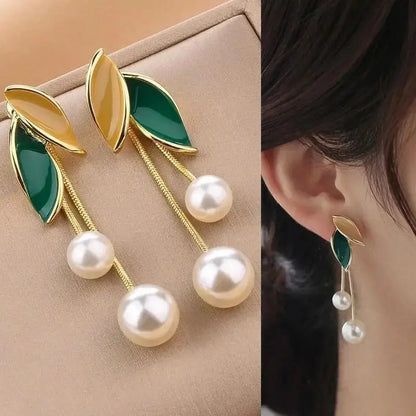 925 Silver Needle Korean Fashion Crystal Flower Earrings For Women Jewelry 2026 Trending  Women's French Pearl Earrings z40