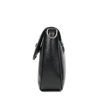 The neutral color bags are suitable for daily commuting and office use. They come in single-shoulder and hand-held styles.