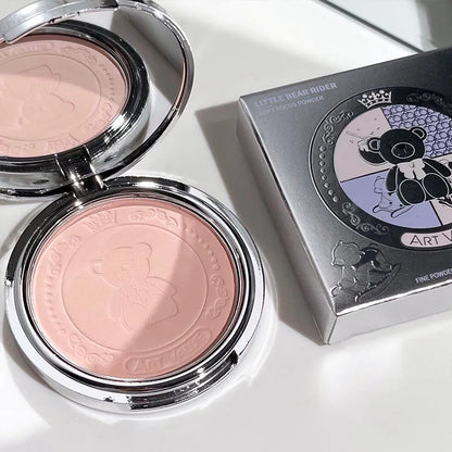 Art Value Bear Knight Soft Focus Pressed Powder Matte Natural Makeup Setting Makeup Brightening Makeup Loose Powder
