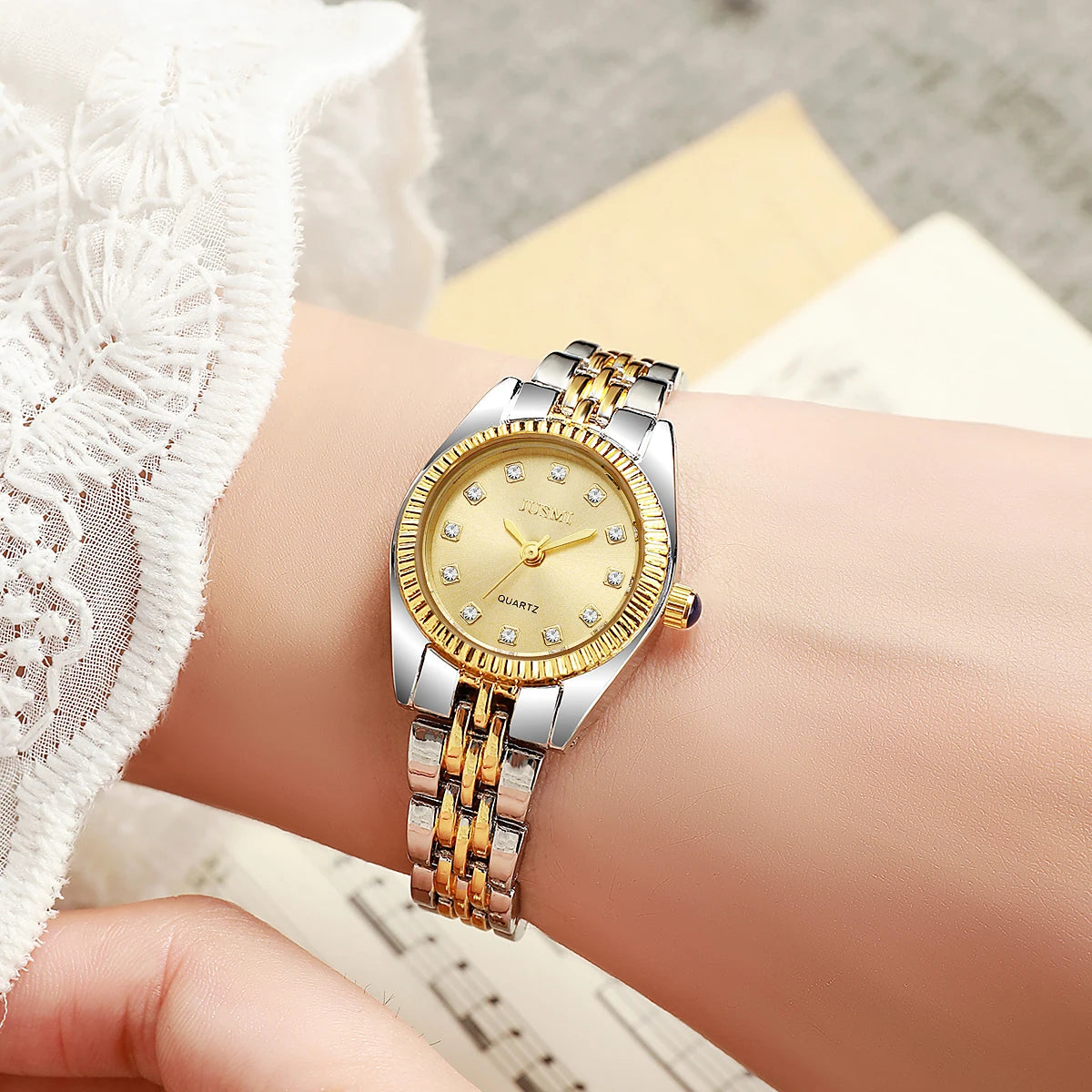 Ladies' fashionable temperament, small dial Aurora watch, diamond strap, quartz watch