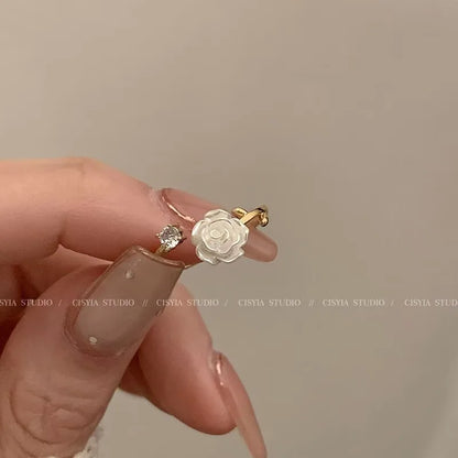 Unique Delicate Flower Opening Adjustable Rings for Women Silver Color Minimalist Finger Ring Engagement Jewelry Female Gift