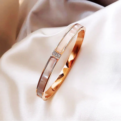 1PC Titanium Steel Stainless Steel Inlaid Zircon Gold Plated Bracelet Classic and Simple Style Bangles for Women Daily Jewelry