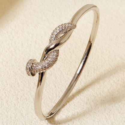 Trendy Miallo Stainless Steel Spike Bracelet Newest Studded Wrap Woman's Bracelet Brand Nail Bracelets Female As Gifts