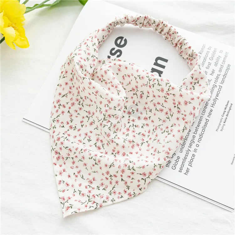 Bohemia Women Hair Band Scarf Floral Print Paisley Bandanas Headwear Vintage Triangle Head Scarf Hair Tie Hair Accessories