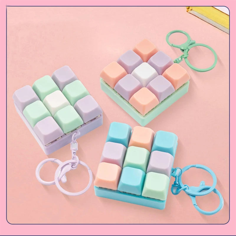 Nine-key Tetris Fingertip Pressing Key Keychain Adult Stress-relieving Finger Keyboard Game Key Chain Stress-relieving Magic Toy
