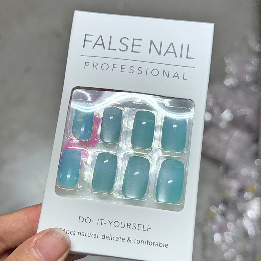 24Pcs Short Christmas Red Cat Eye False Nail Tips Glossy Simple Nude Cat Eye Design Press on nails New Year Wearable Fake Nails*