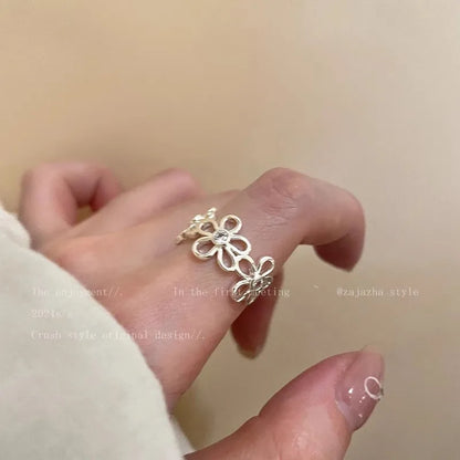 Unique Delicate Flower Opening Adjustable Rings for Women Silver Color Minimalist Finger Ring Engagement Jewelry Female Gift