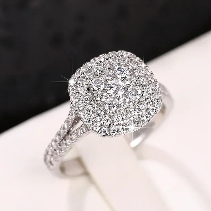 New Fashion Square Flashing Ring with Geometric Luxury Inlaid AAA Cubic Zirconia  Wedding Accessories Women's Jewelry