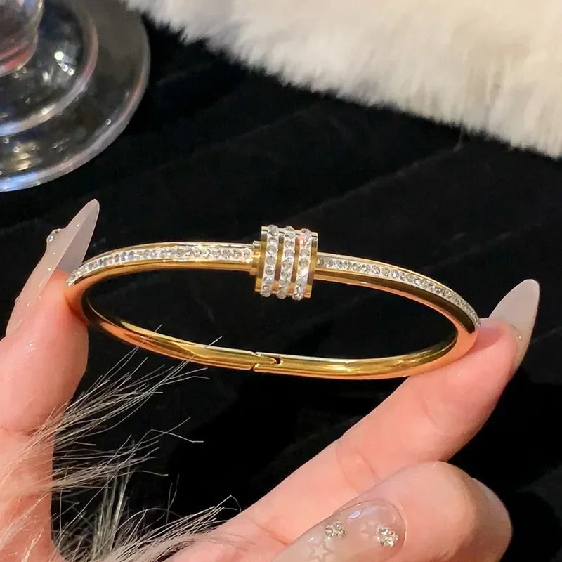 1PC Titanium Steel Stainless Steel Inlaid Zircon Gold Plated Bracelet Classic and Simple Style Bangles for Women Daily Jewelry