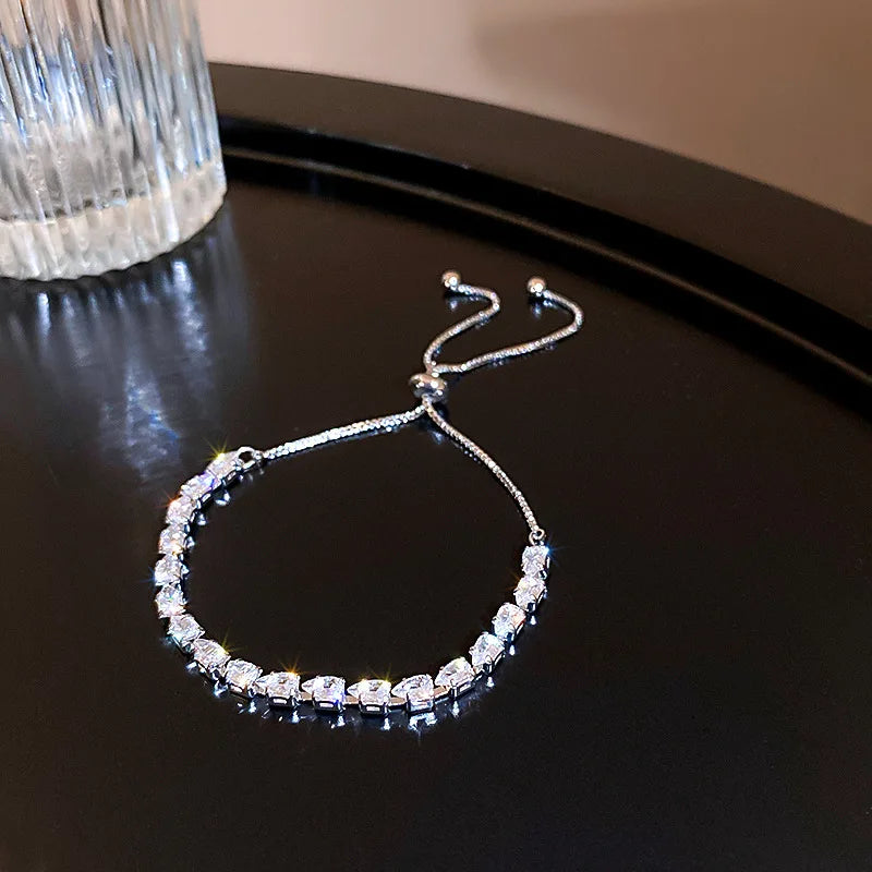 Rhinestone Round Clasp Bracelet for Women Personality Colorful Bracelets Temperament Light Luxury Posh Accessories Wholesale