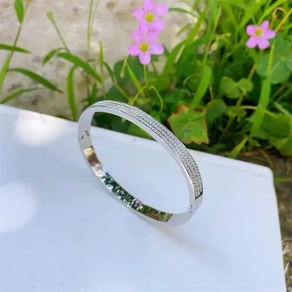 1PC Titanium Steel Stainless Steel Inlaid Zircon Gold Plated Bracelet Classic and Simple Style Bangles for Women Daily Jewelry