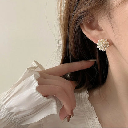 Retro Luxury Gold Color Geometry Trim Edge Imitation Pearl Piercing Stud Earrings for Women Bride Wedding Designer Jewelry Gifts