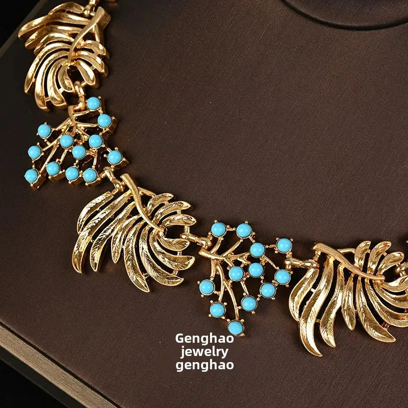 Vintagevintage Light Blue Rhinestone Vacuum-Plated Hollow Relief Elegant Necklace Earrings Jewelry Set For Special Occasions