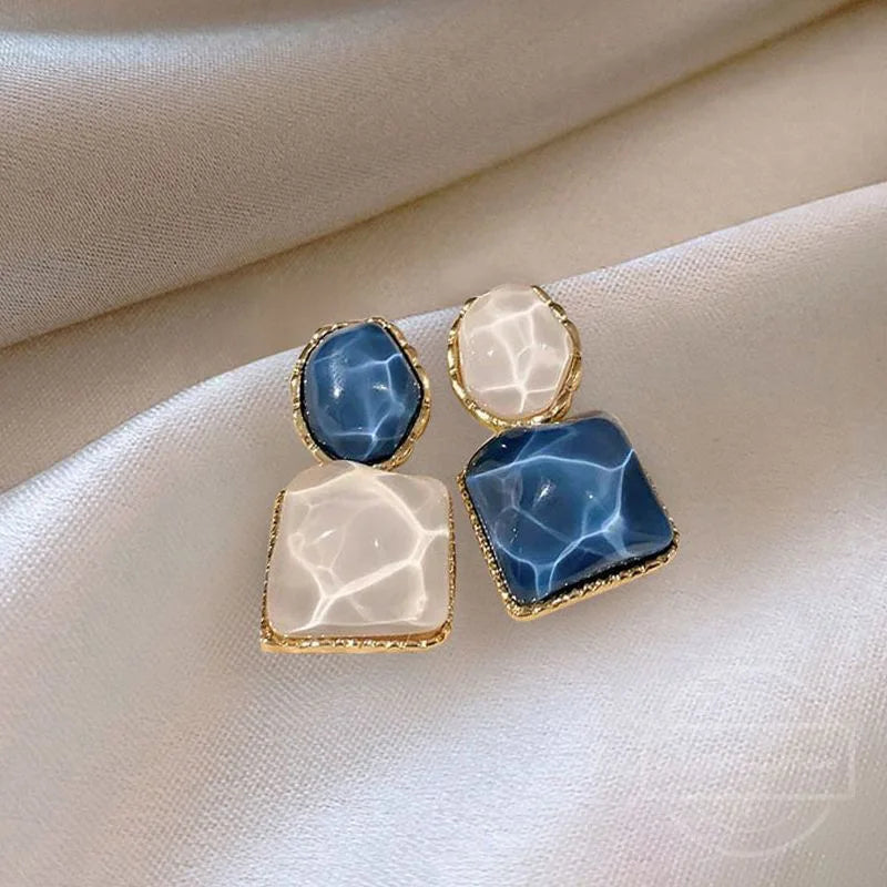 Fashion Vintage Resin Geometric Drop Earrings for Women Charms Elegant Irregular Blue Pendant Earrings Jewelry Party Gifts
