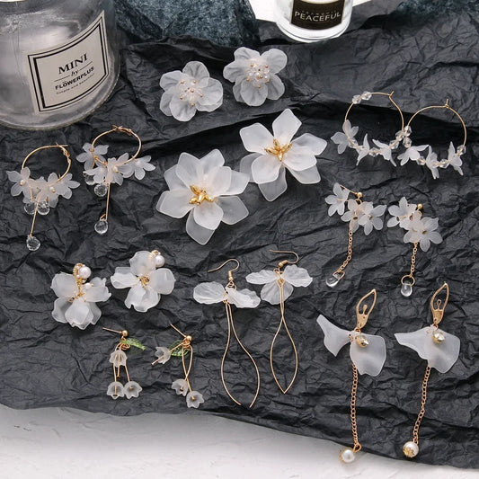 Elegant White Long Earrings Liliy of the vally Acrylic Flower Wedding Dress Earring for Women Bride Fancy Accessories Party Gift