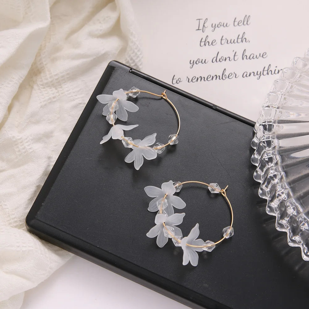 Elegant White Long Earrings Liliy of the vally Acrylic Flower Wedding Dress Earring for Women Bride Fancy Accessories Party Gift