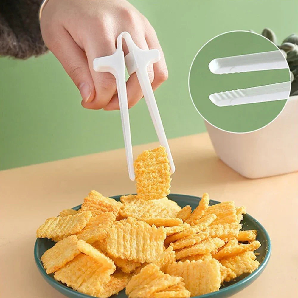 1PC Lazy Fingers Chopsticks - Hands-Free Snack And Game Clip-On Food Holder for Video Streaming No Dirty Hands Required